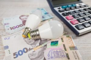 Тариф на світло не підвищать? У Міненерго розкрили плани щодо ціни за кВт·год