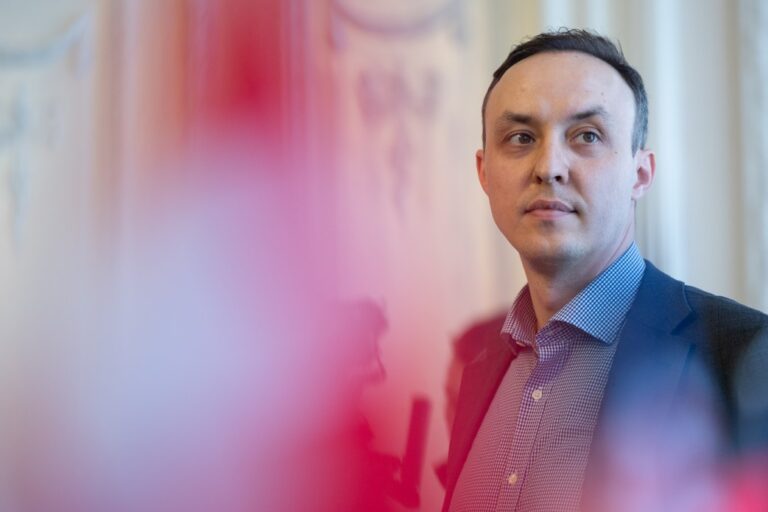 Трамп купує дизель у Путіна на дві години споживання США: в ОП розкрили абсурдність угоди