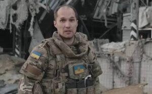 Децентралізація управління та іноземні легіони: Юрій Бутусов про виклики реформування армії за нового головкома