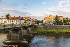 $2000 за двокімнатну квартиру: Ужгород б’є рекорди за цінами на оренду